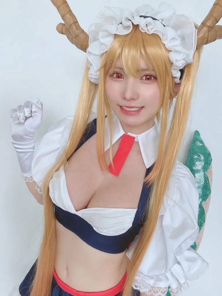 Intip Manisnya Enako Mengubah Diri Menjadi Tohru Dari Maid Dragon!