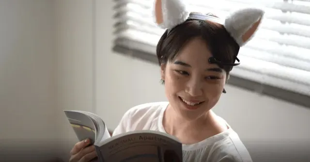 Necomimi, bando kucing pembaca gelombang dari Neurowear