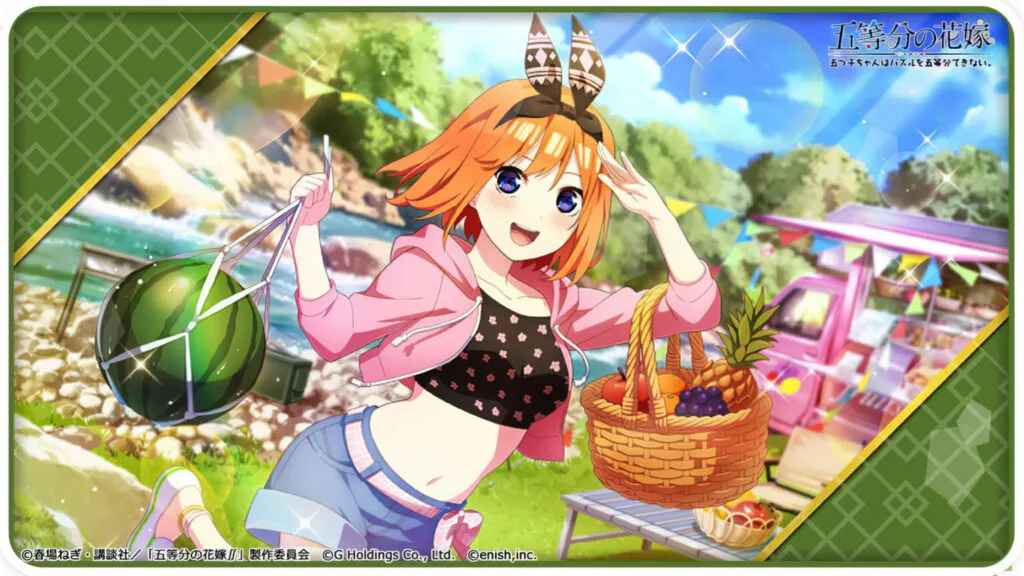 Yotsuba membantu mengambil buah-buahan.