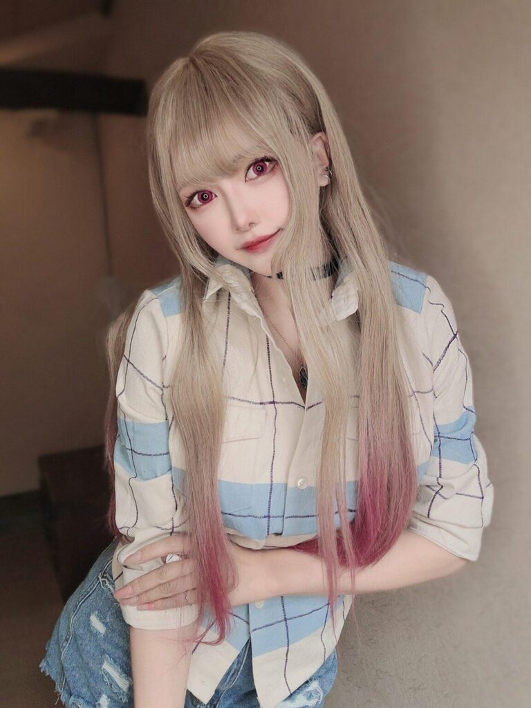 Seorang Cosplayer Menggandakan Jumlah Followersnya Setelah Bercosplay Menjadi Marin Kitagawa