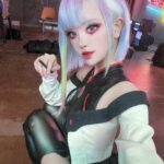 Tepat Sasaran, Cosplayer Ini Menunjukan Bagaimana Jadinya Kalau Lucy dari Cyberpunk Edgerunners Hidup di Dunia Nyata