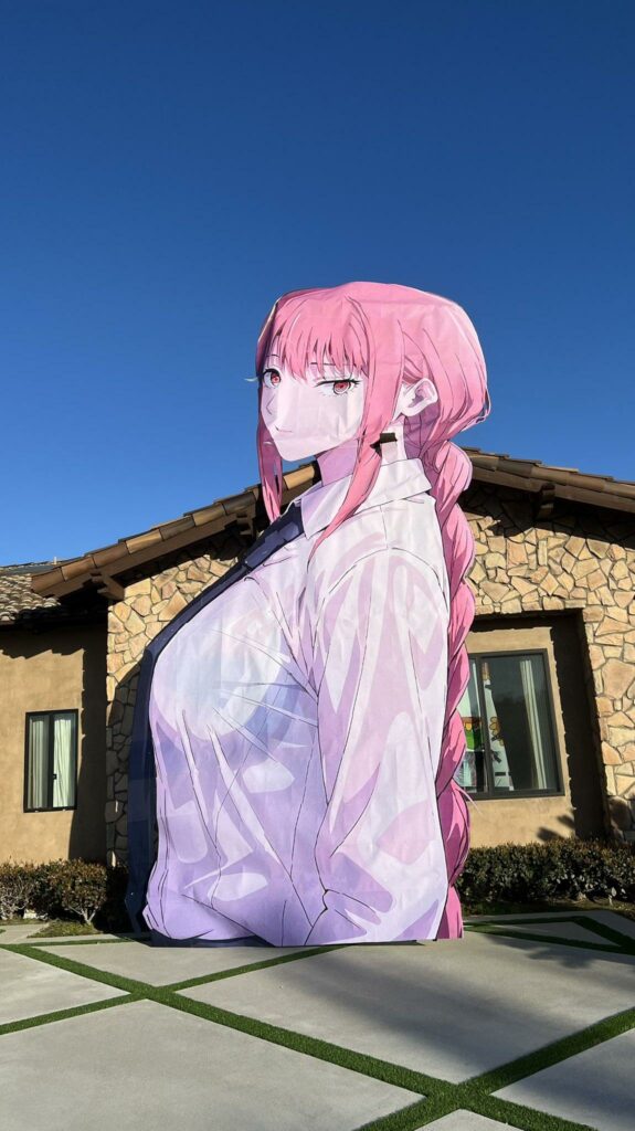 Cara Unik Seorang Wibu Menunjukan Kasih Sayangnya Kepada Sang Waifu