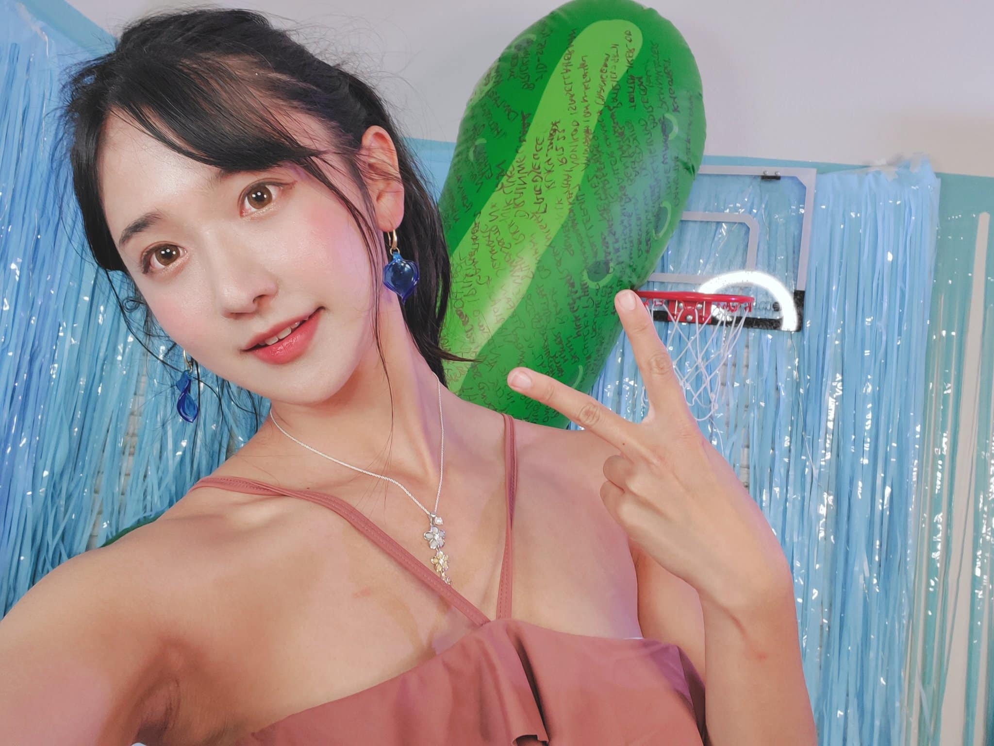 Streamer Korea Ini Diuntit Selama 4 Jam