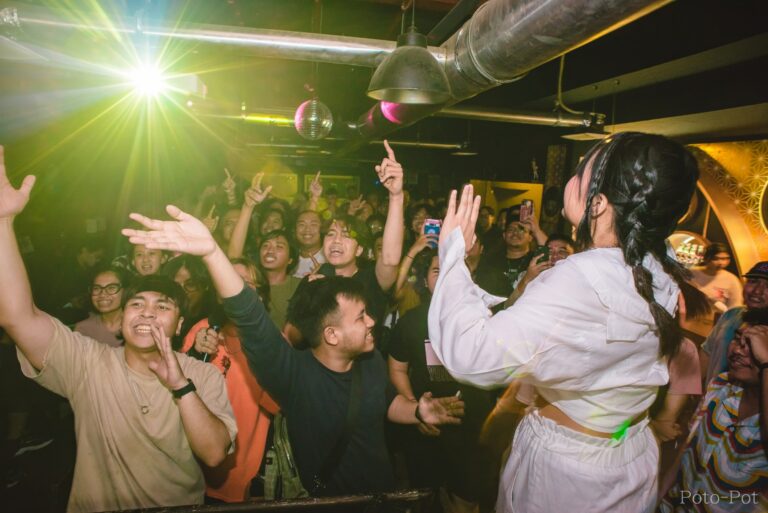 Tori Kaizoku: Sebuah Bar Wibu yang Diliput Langsung Oleh Stasiun Televisi Nasional Jepang, NHK Japan!