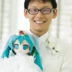 Akihiko Kondo kehilangan kontak dengan Hatsune Miku