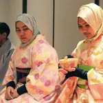 Menggunakan Hijab dan Kimono di Kyoto, Warganet Jepang Murka tapi Turis Muslim Senang